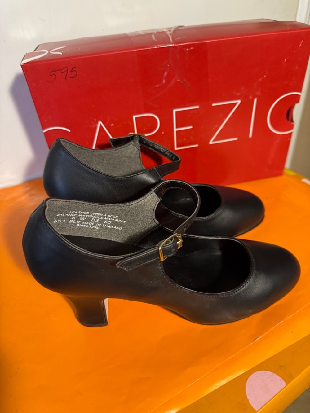 Capezio Manhattan Character Shoes